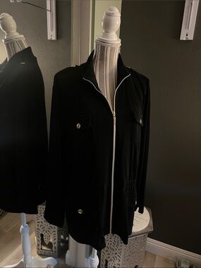 NWT. Chico's, size XL (Chico’s 3), Black Zip-Front lightweight Jacket, w/ gold